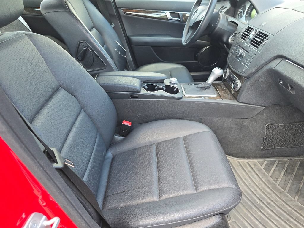 Used 2008 Mercedes-Benz C 350 Sport image 16