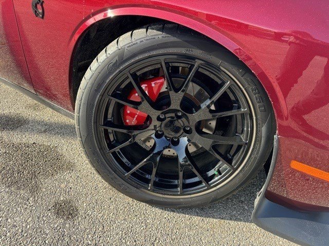Used 2023 Dodge Challenger R/T w/ Blacktop Package image 28