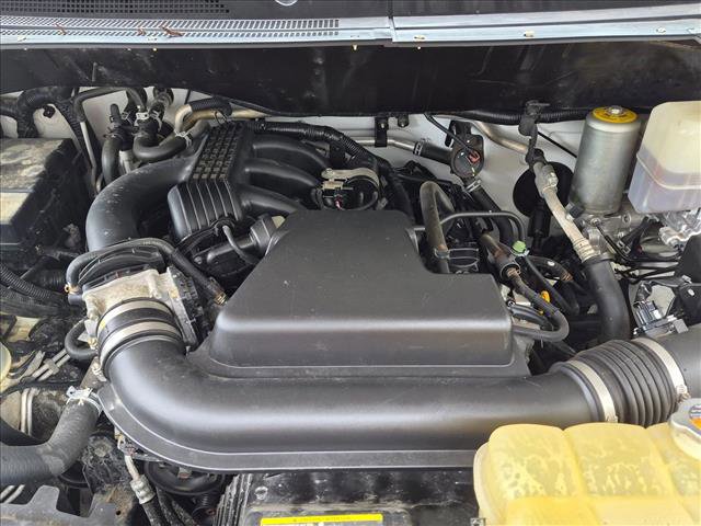 Used 2018 Nissan NV 3500 S image 20