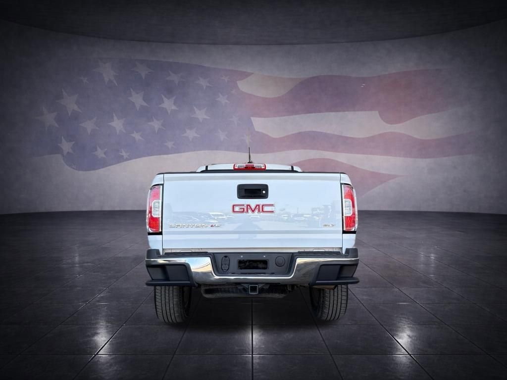 Used 2017 GMC Canyon SLT w/ Driver Alert Package AWD/4WD image 4