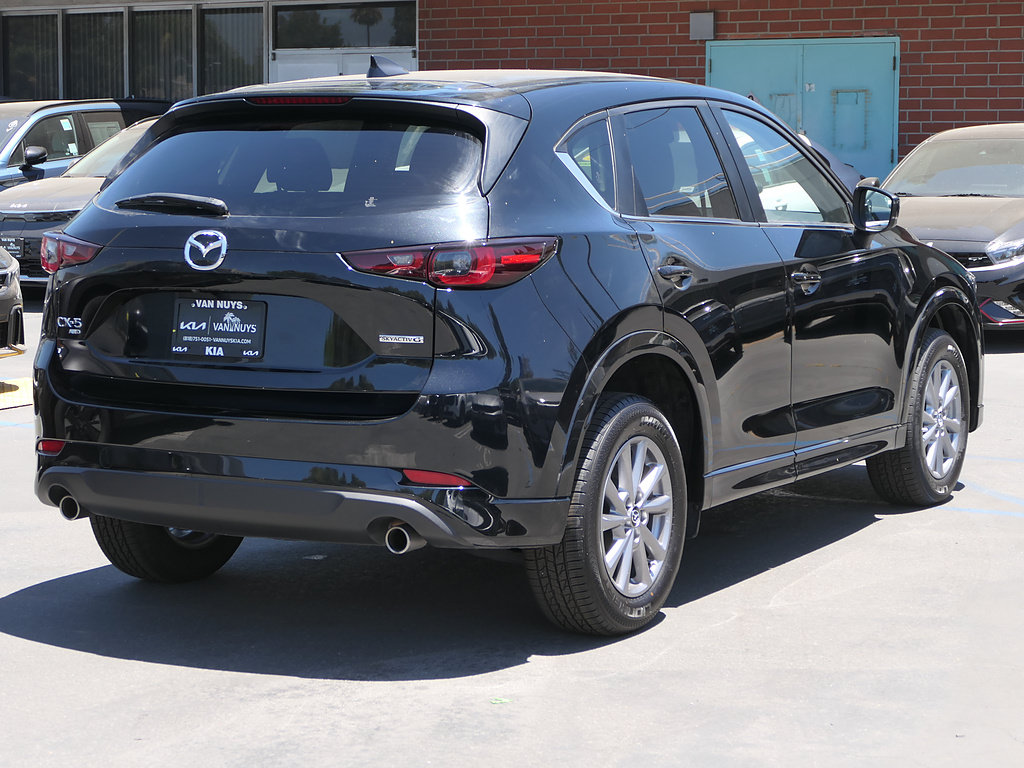 Used 2024 MAZDA CX-5 AWD 2.5 S w/ Select Package image 2