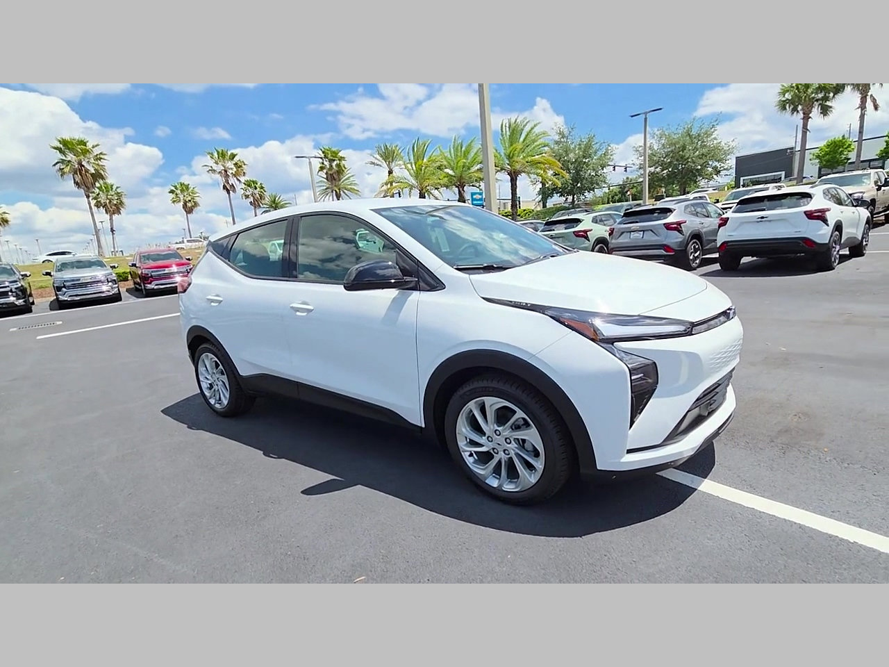 New 2027 Chevrolet Bolt LT w/ Comfort Package FWD image 24