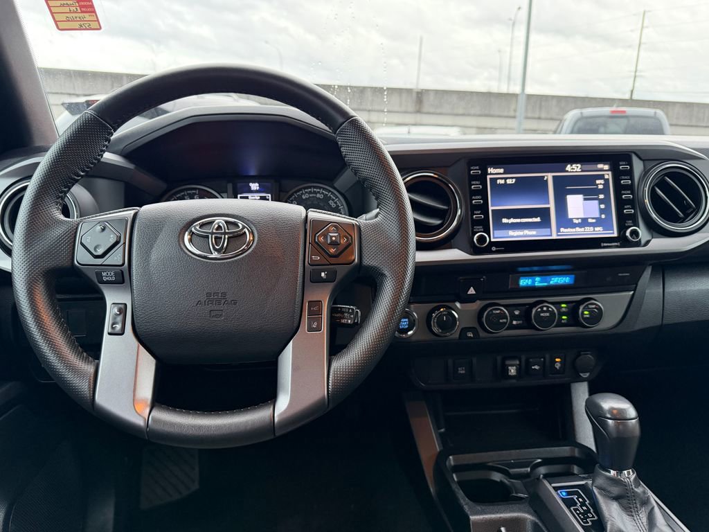 Used 2022 Toyota Tacoma TRD Off-Road image 14