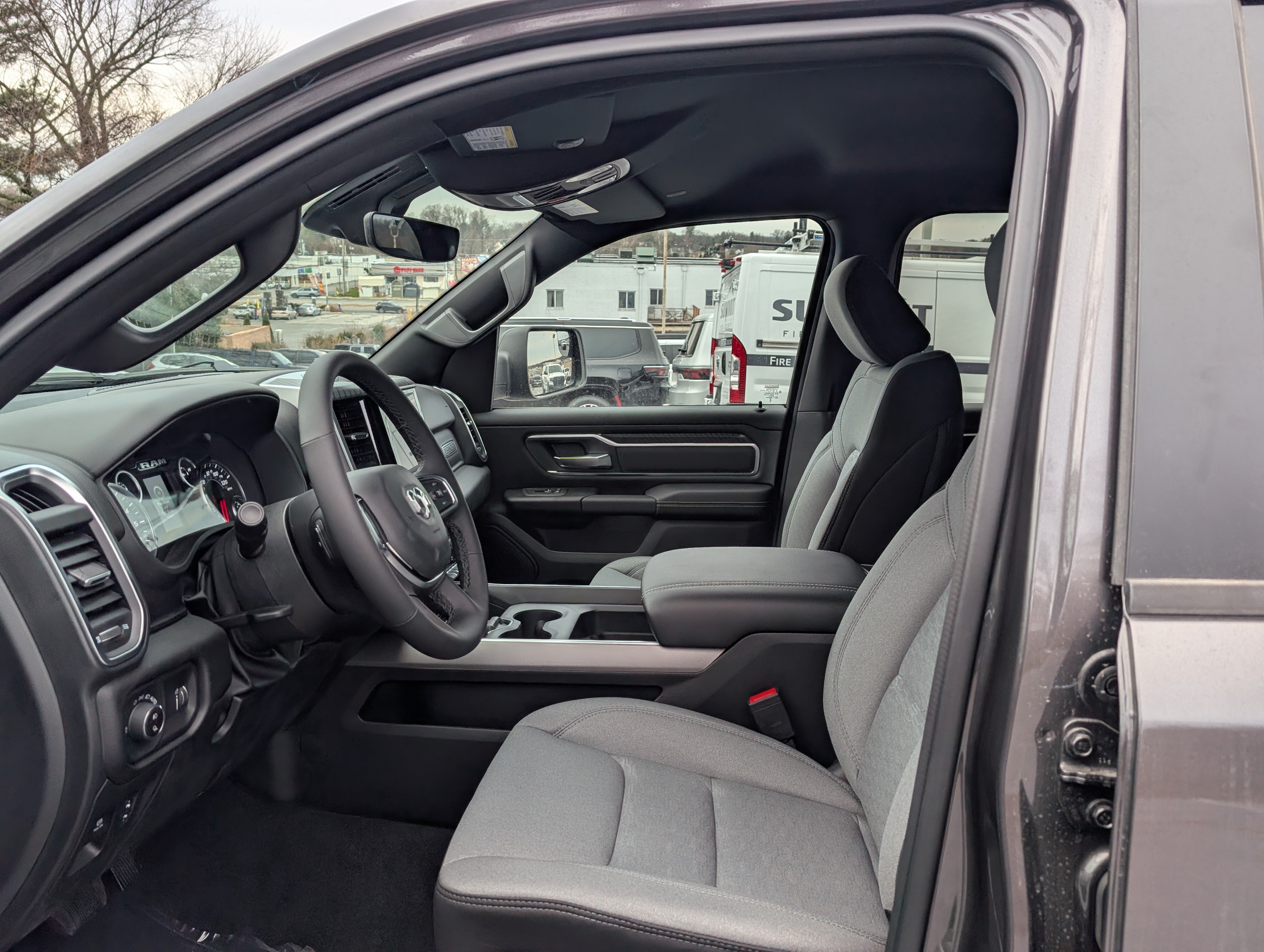 New 2025 RAM 1500 Big Horn AWD/4WD image 14