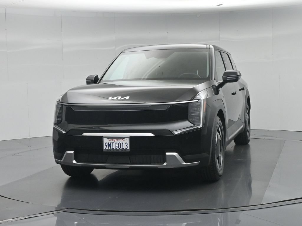 Used 2024 Kia EV9 Light Long Range RWD image 60