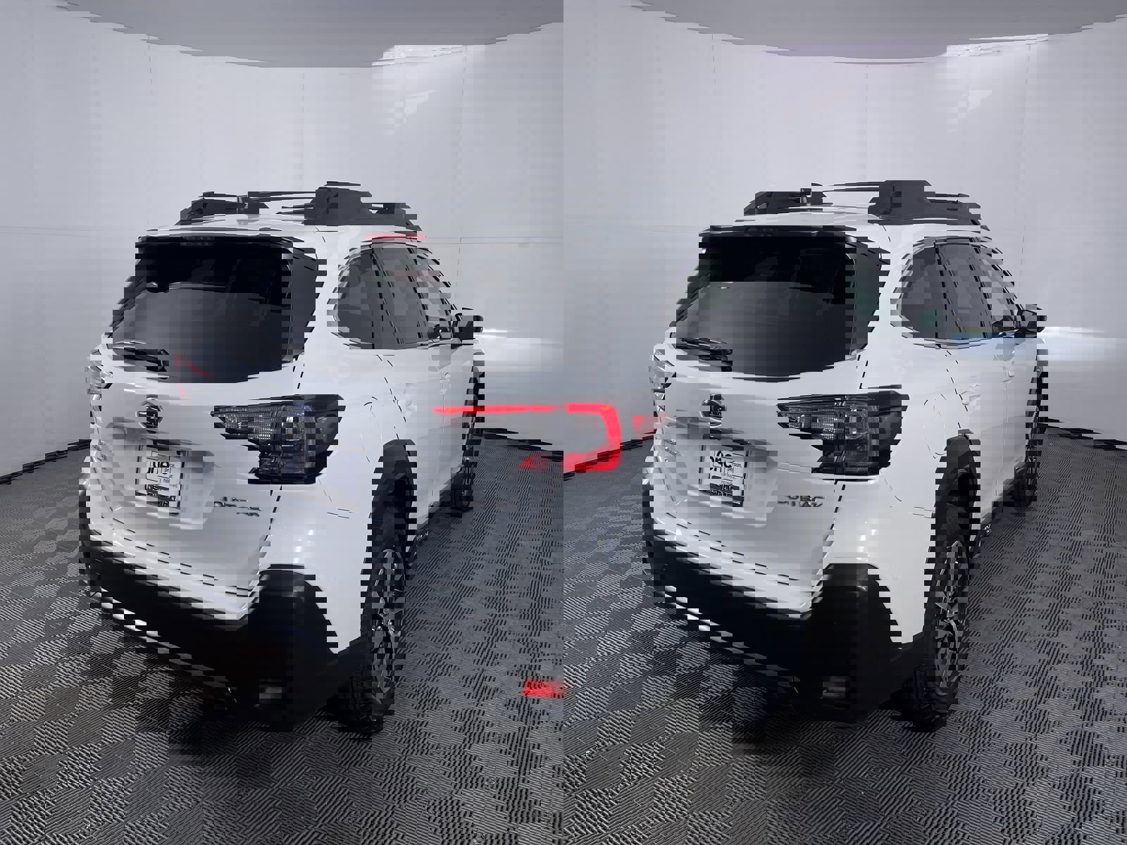 Used 2023 Subaru Outback Premium image 23