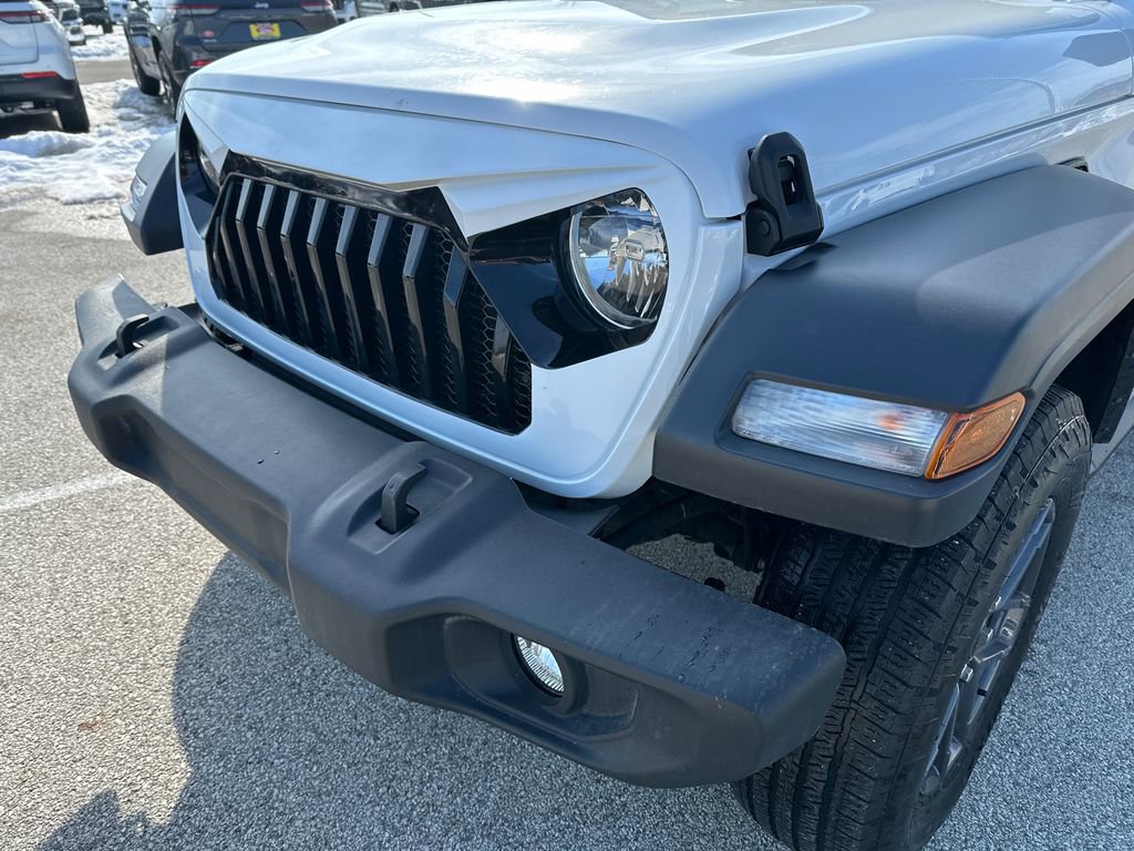 Used 2024 Jeep Wrangler Sport S image 48