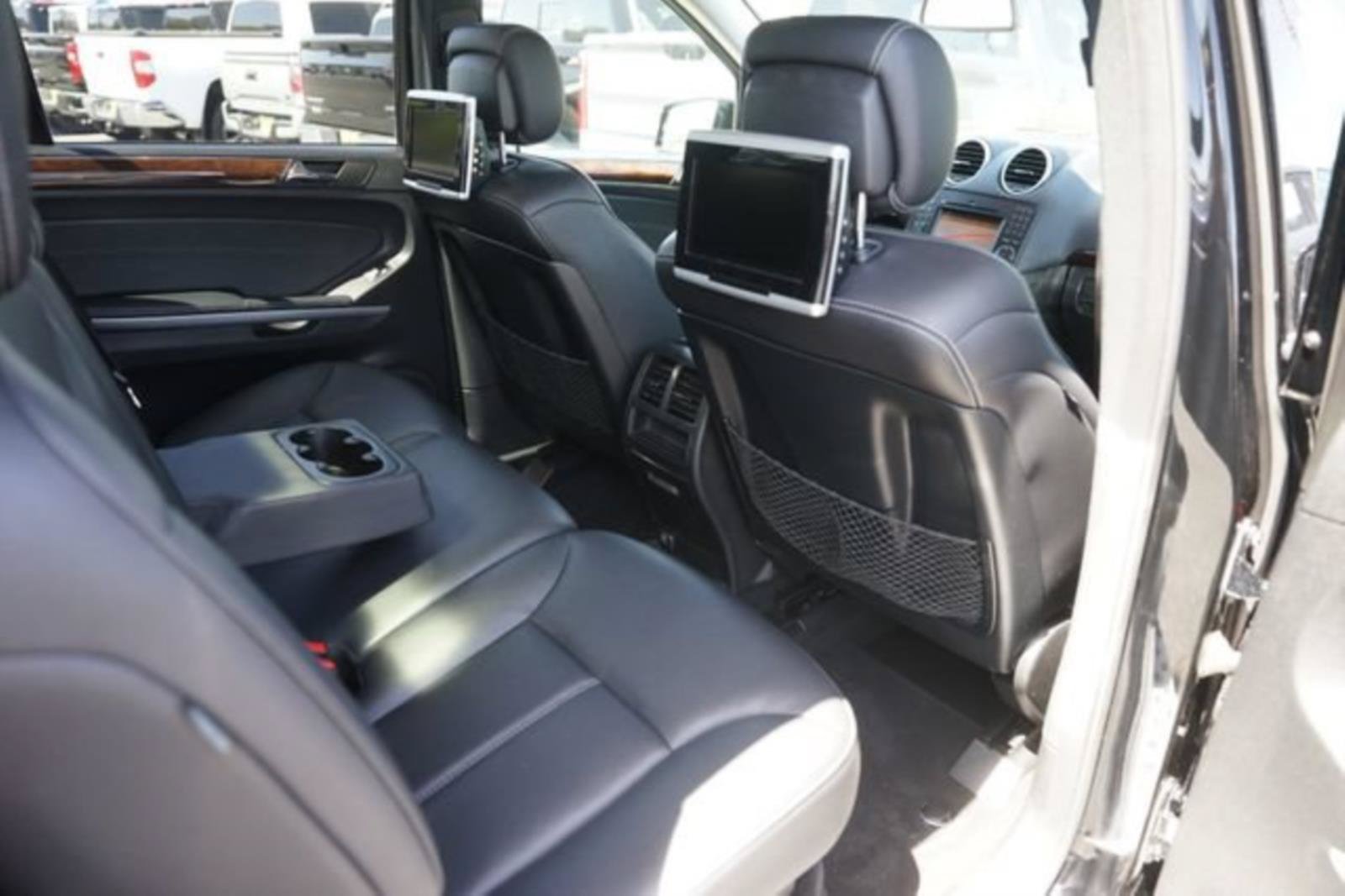 Used 2011 Mercedes-Benz GL 450 4MATIC image 18