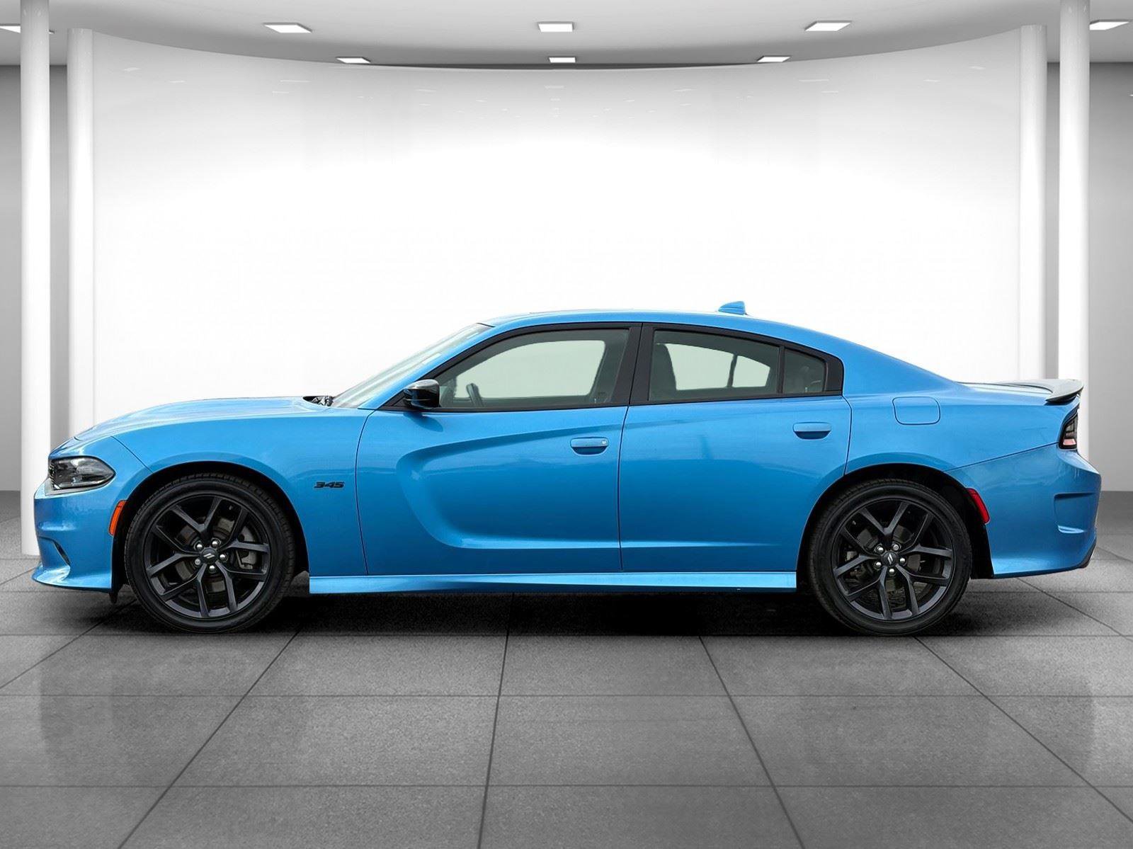Used 2023 Dodge Charger R/T w/ Plus Group image 4