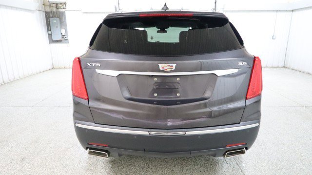 Used 2017 Cadillac XT5 Luxury w/ Driver Awareness Package image 8