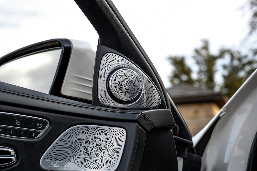 Used 2019 Mercedes-Benz S 560e w/ AMG Line Exterior image 50