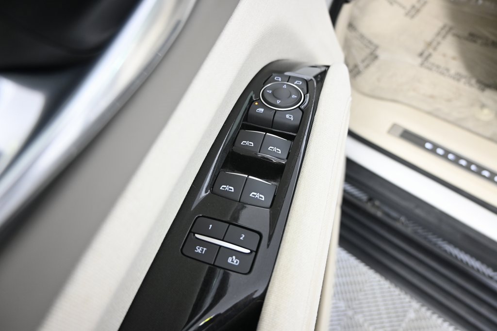 Used 2022 Cadillac Escalade Sport Platinum image 21