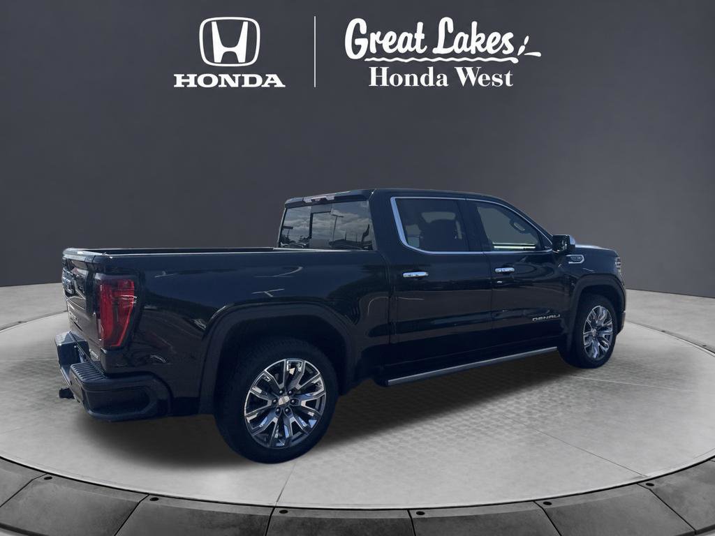 Used 2022 GMC Sierra 1500 Denali w/ Denali Reserve Package AWD/4WD image 8