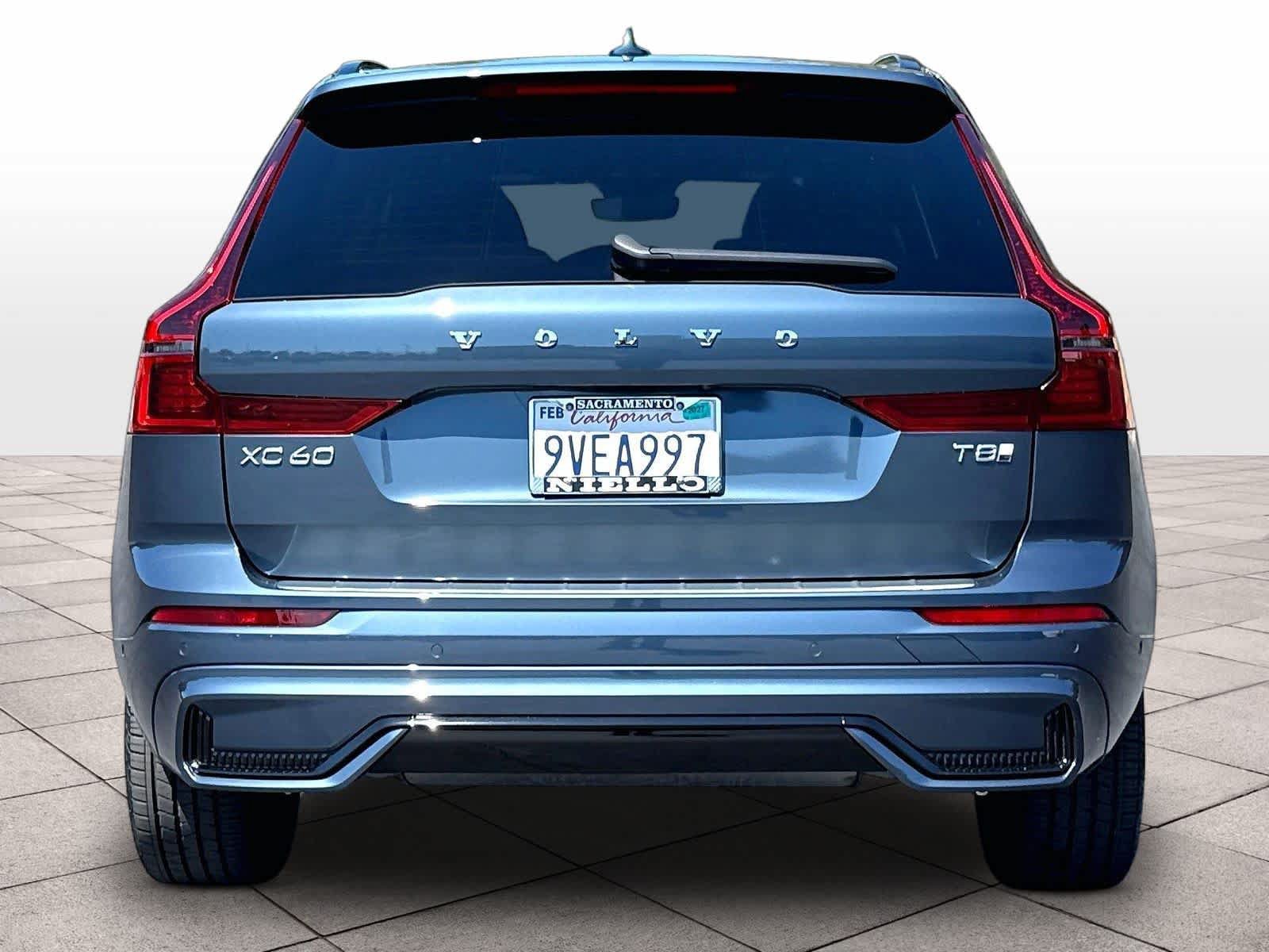 Used 2026 Volvo XC60 T8 Plus w/ Protection Package Premier AWD/4WD image 7