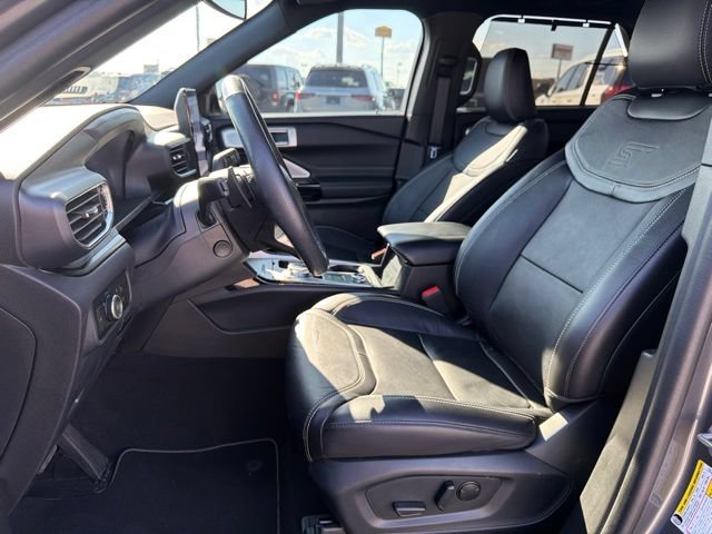 Used 2023 Ford Explorer ST w/ Equipment Group 401A AWD/4WD image 21