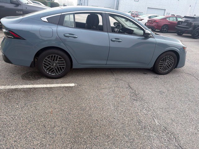 Used 2026 Nissan Sentra SV w/ SV Convenience Package FWD image 10