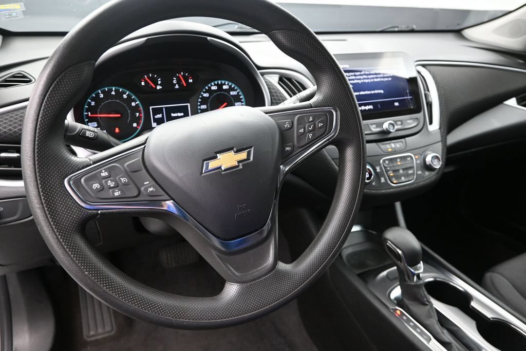 Used 2023 Chevrolet Malibu LT FWD image 21