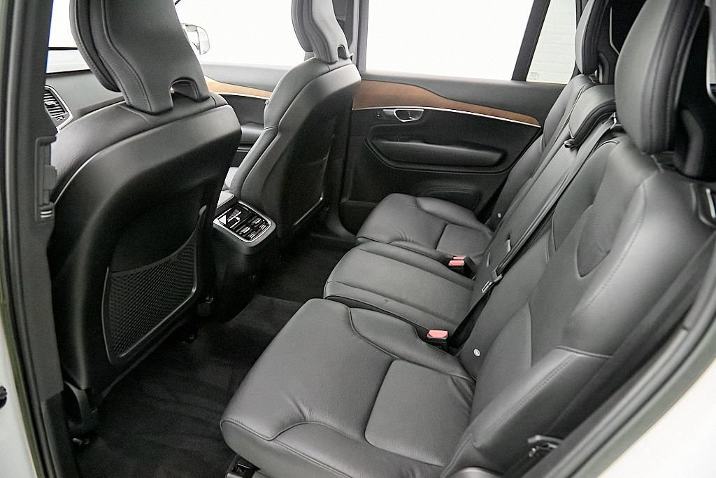 Certified 2023 Volvo XC90 B6 Core w/ Protection Package Premier AWD/4WD image 20