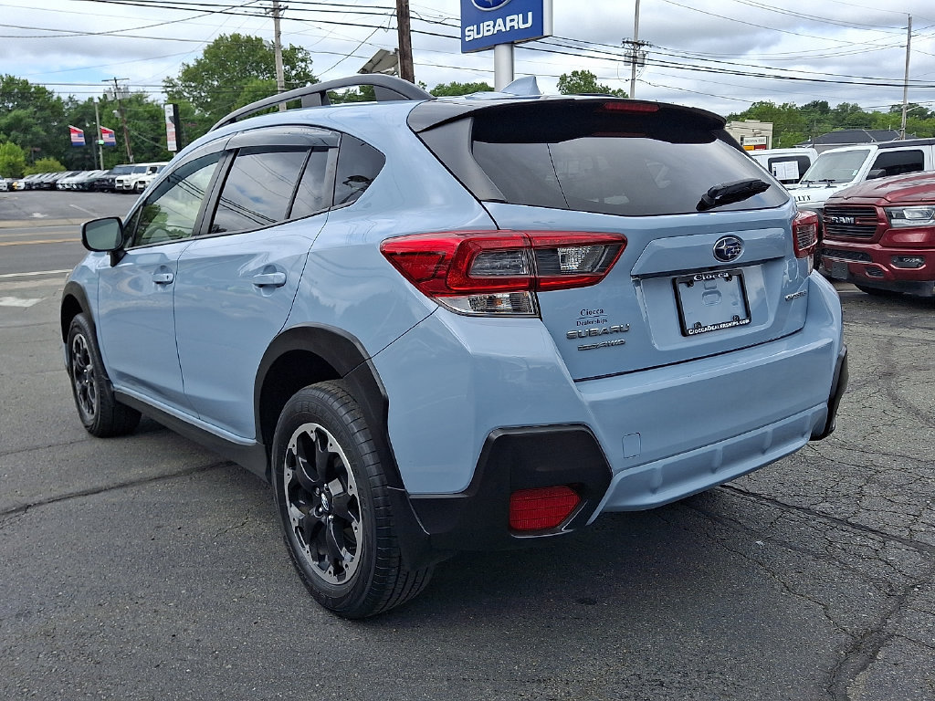Used 2023 Subaru Crosstrek 2.0i Premium AWD/4WD image 6