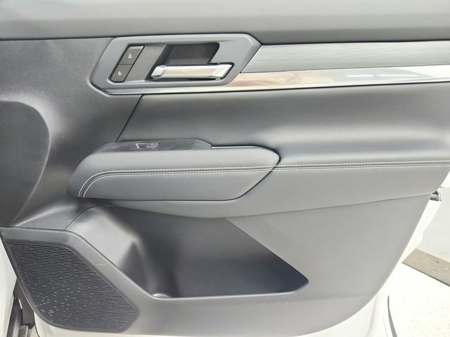 New 2026 GMC Terrain Elevation w/ Technology Package II FWD image 37