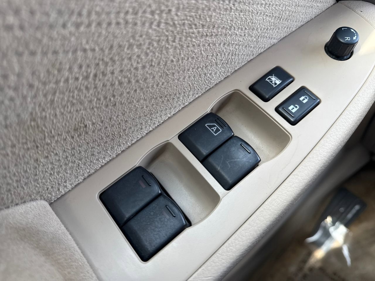 Used 2012 Nissan Altima 2.5 S w/ Special Edition Pkg image 30