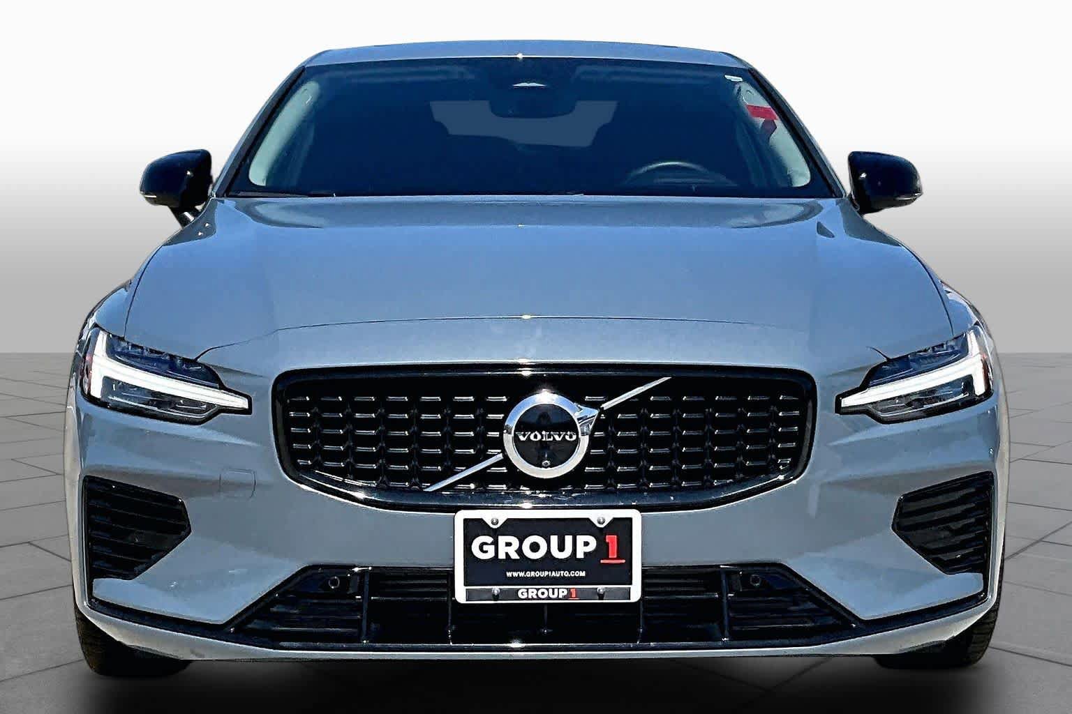 Used 2024 Volvo S60 T8 Ultimate AWD/4WD image 4