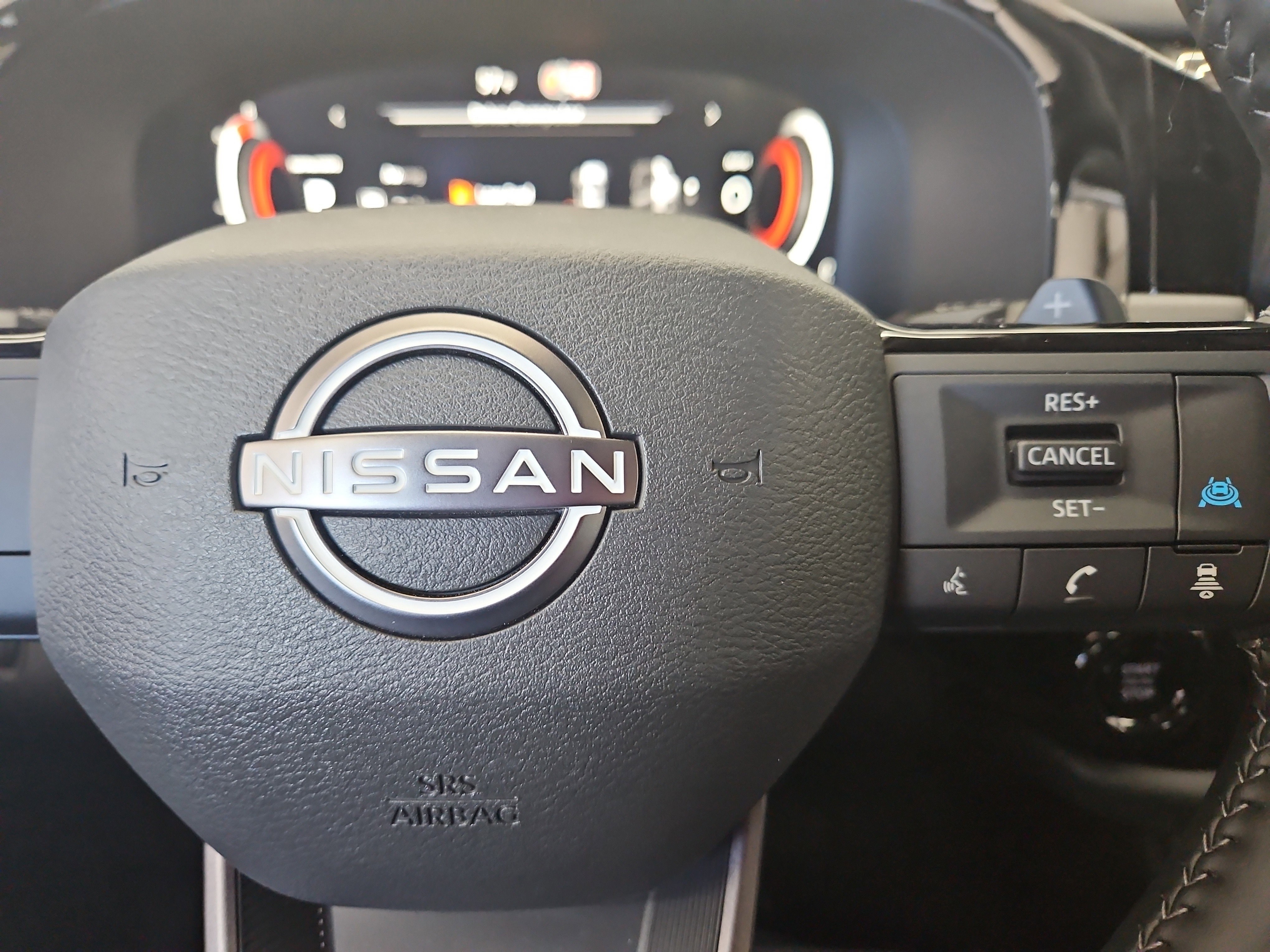 New 2026 Nissan Pathfinder Platinum AWD/4WD image 16