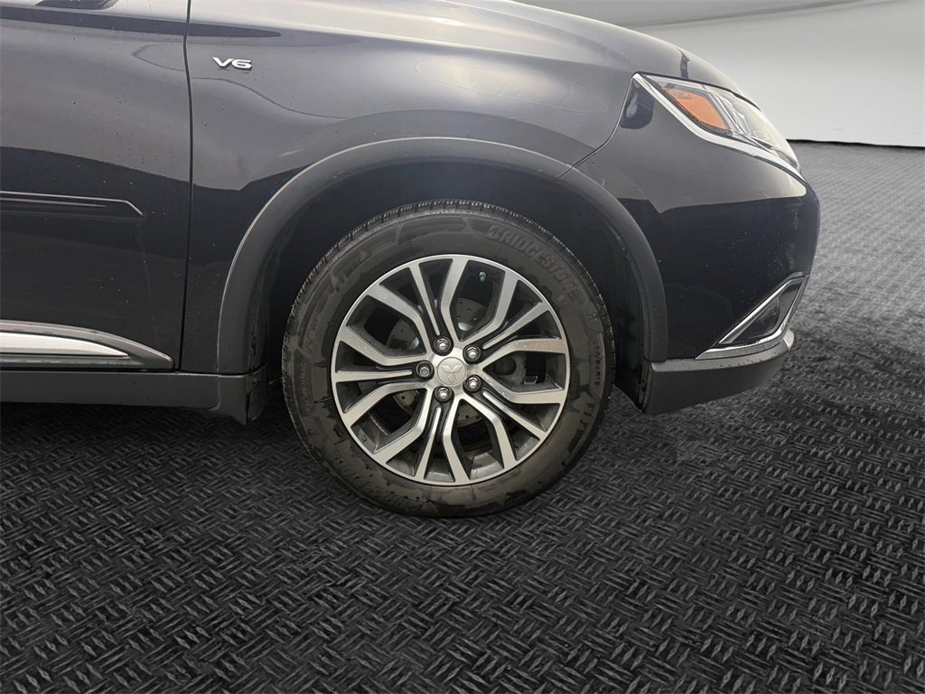 Used 2016 Mitsubishi Outlander GT image 11