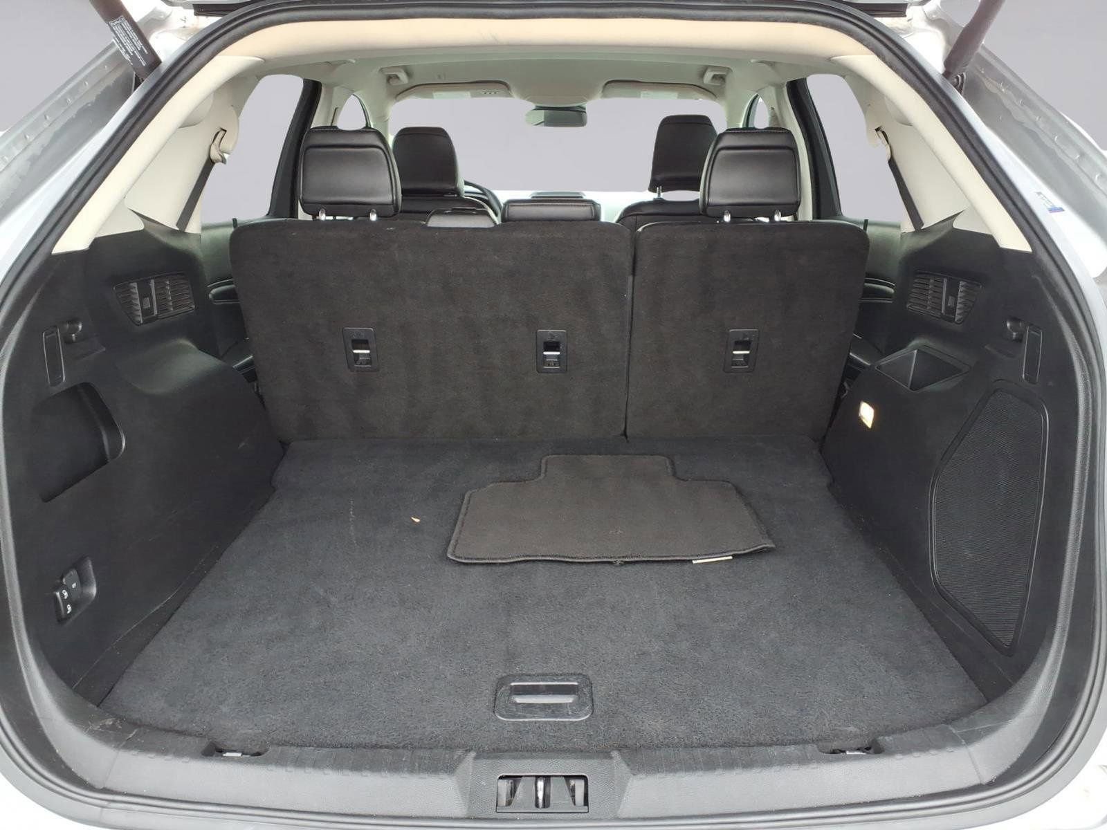 Used 2022 Ford Edge Titanium image 27