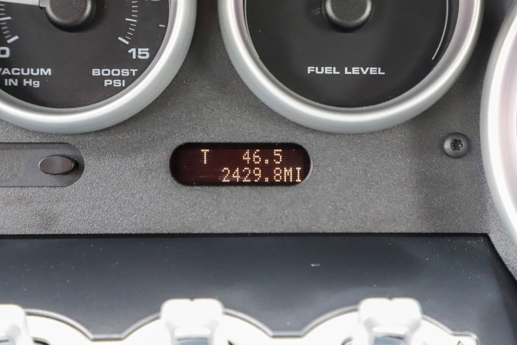 Used 2006 Ford GT RWD image 6