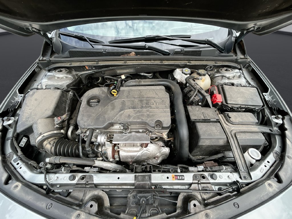 Used 2025 Chevrolet Malibu LT FWD image 31