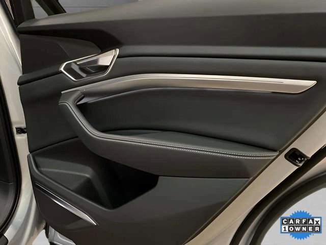 Used 2023 Audi e-tron Premium Plus image 76