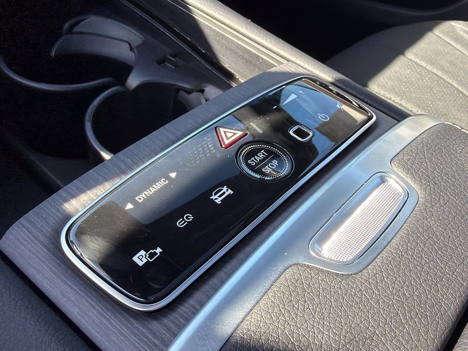 New 2027 Mercedes-Benz EQE 320 4MATIC SUV image 24