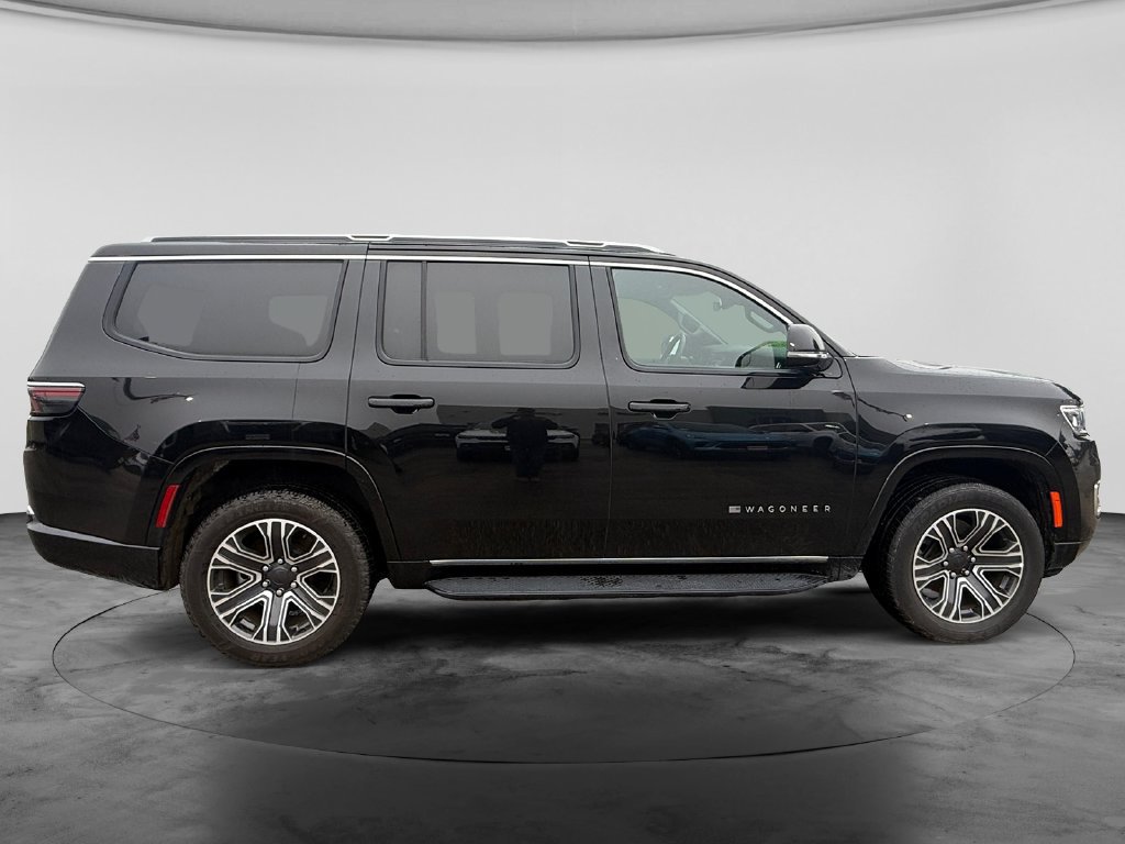 Used 2024 Jeep Wagoneer Series II AWD/4WD image 11