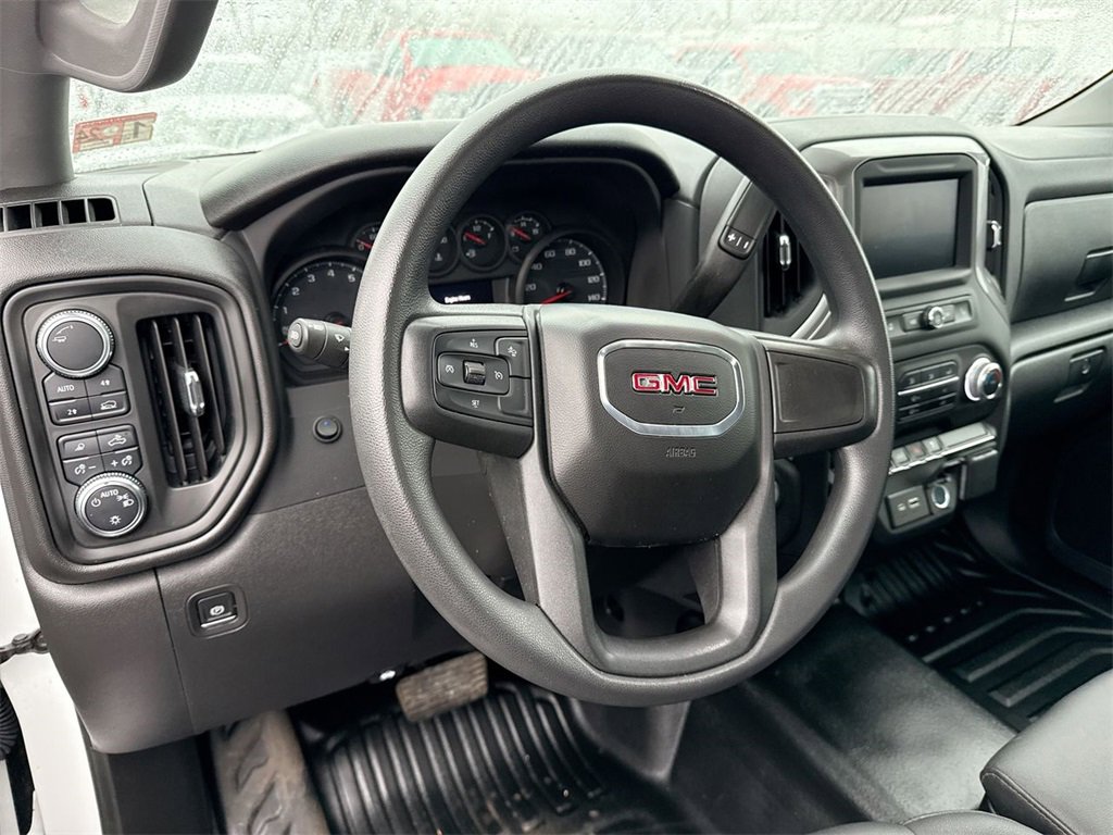 Used 2022 GMC Sierra 1500 Pro w/ Pro Value Package image 9