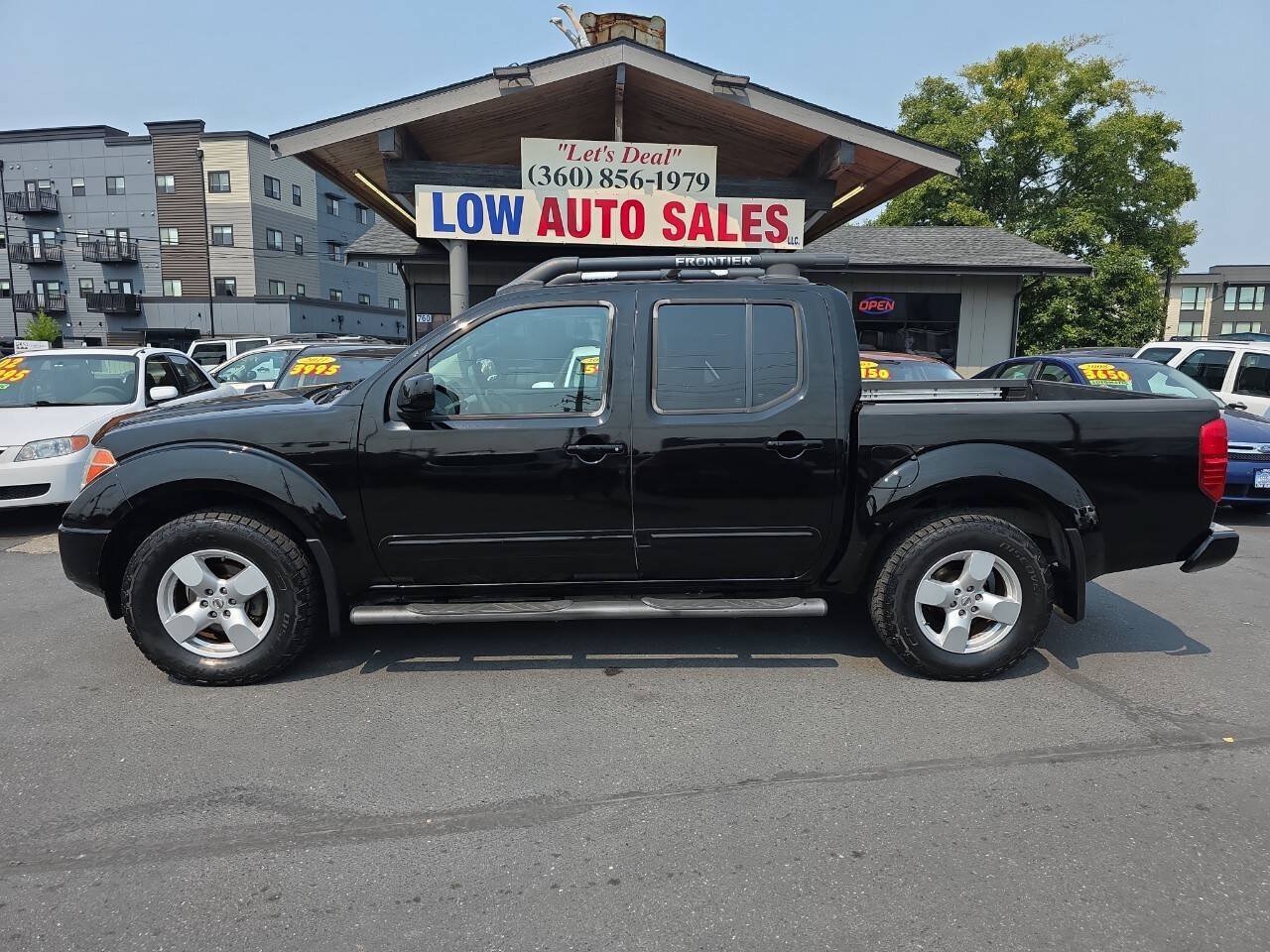 Used 2006 Nissan Frontier LE w/ (X01) Leather Pkg AWD/4WD image 6