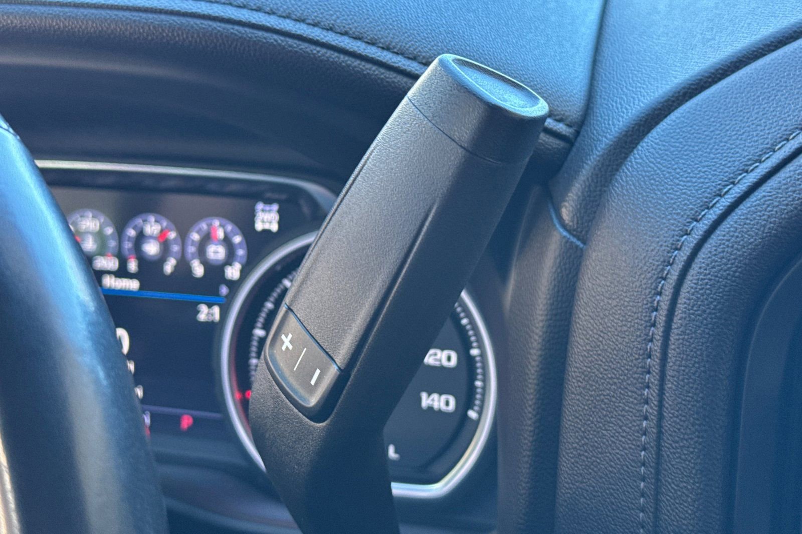 Used 2023 Chevrolet Silverado 2500 LTZ w/ LTZ Premium Package image 31