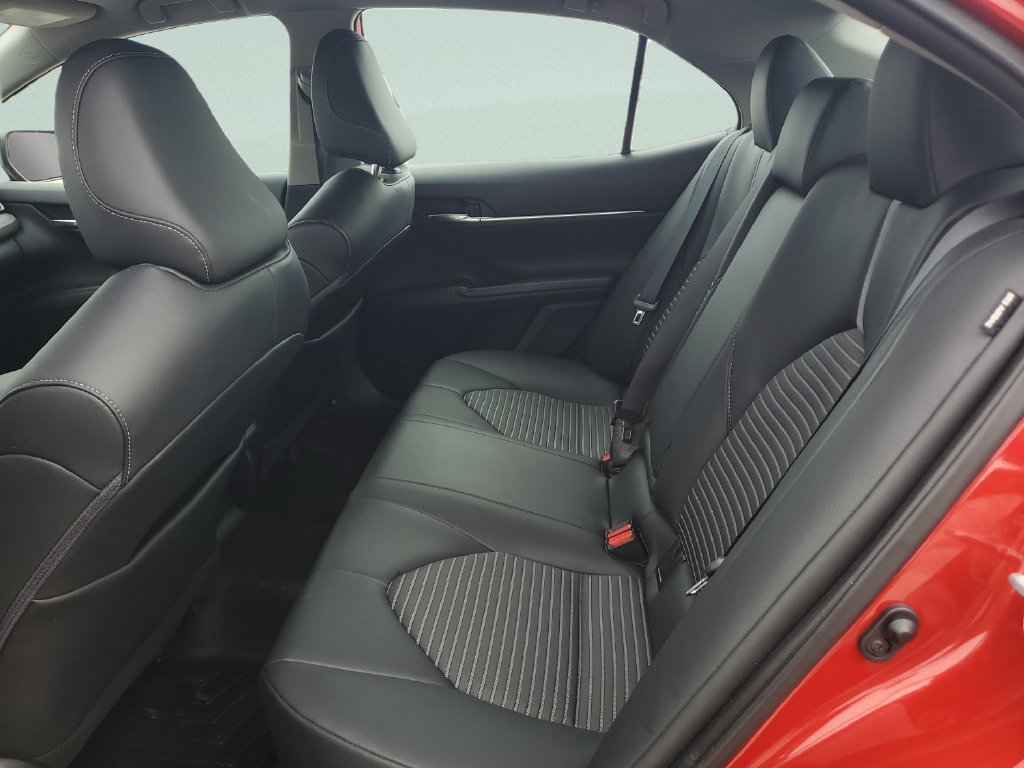Certified 2021 Toyota Camry SE FWD image 10