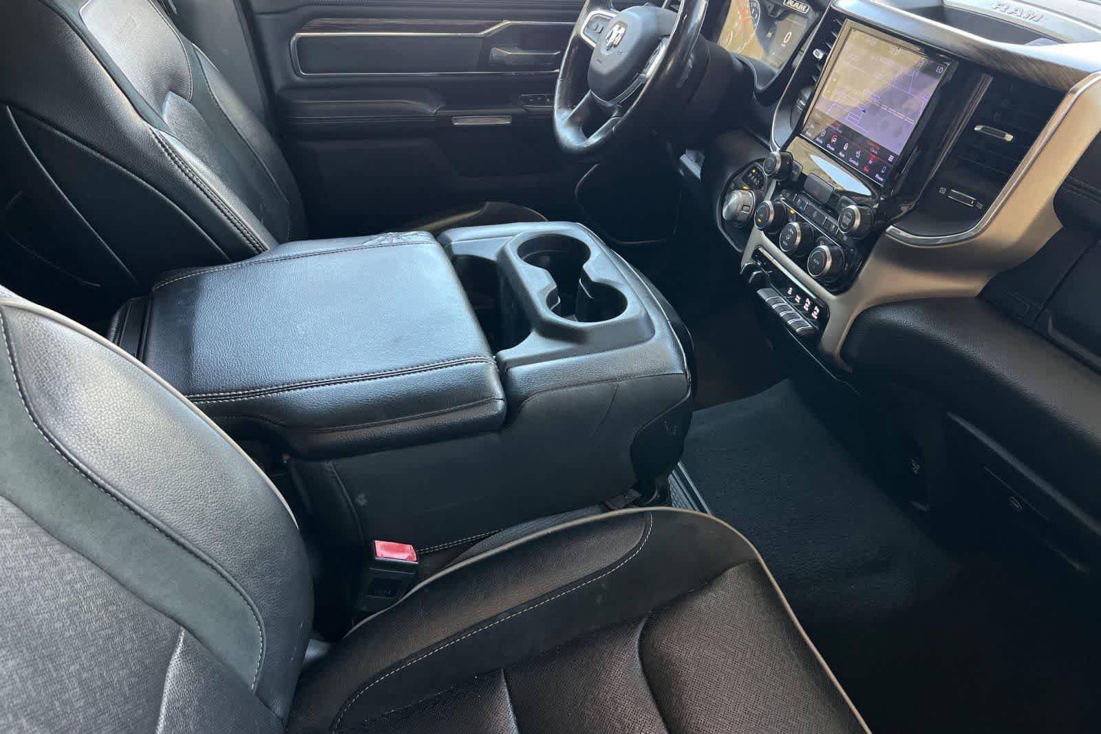 Used 2019 RAM 1500 Laramie AWD/4WD image 17