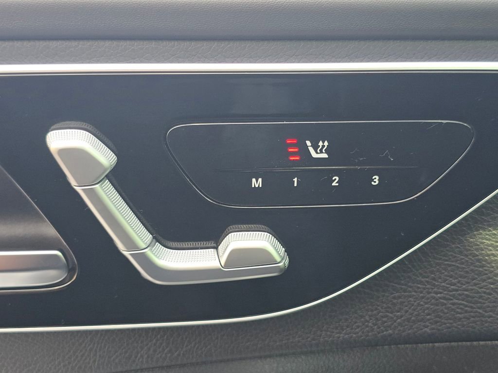 Certified 2022 Mercedes-Benz C 300 4MATIC Sedan image 5