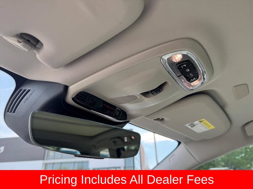 Used 2020 Volvo V60 T5 Momentum w/ Protection Package Premier FWD image 24