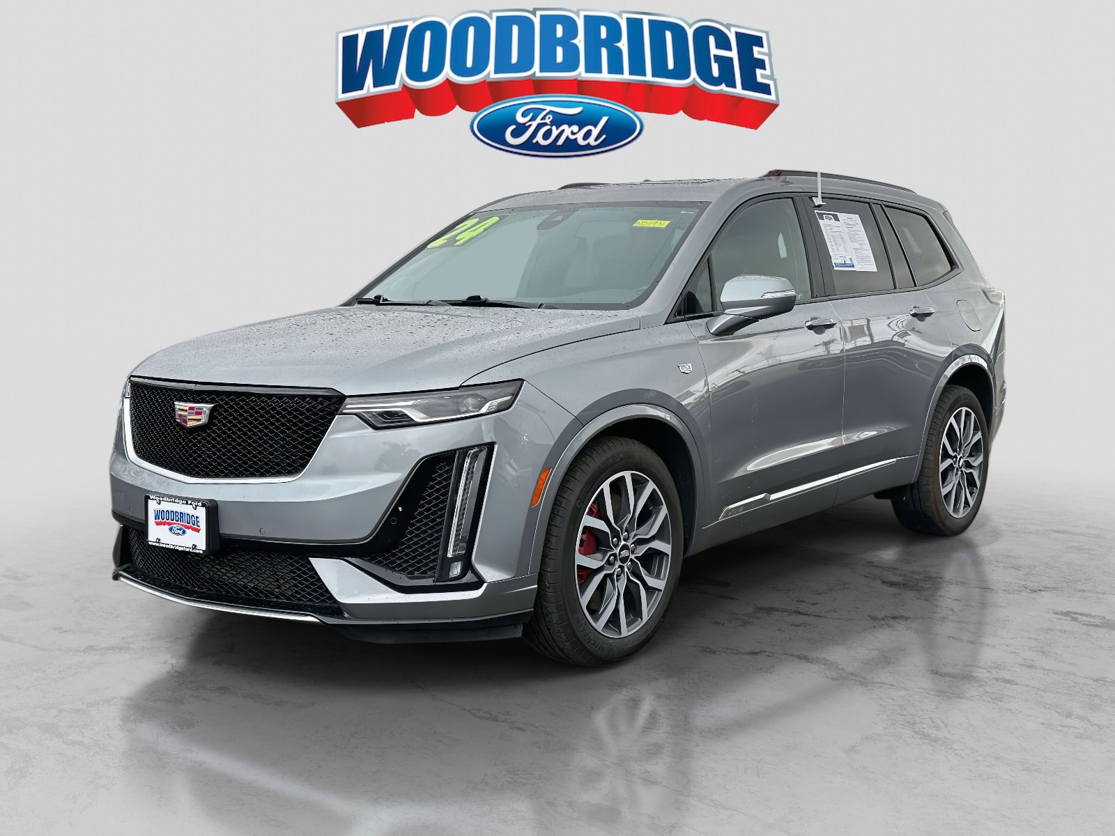 Used 2024 Cadillac XT6 Sport image 2