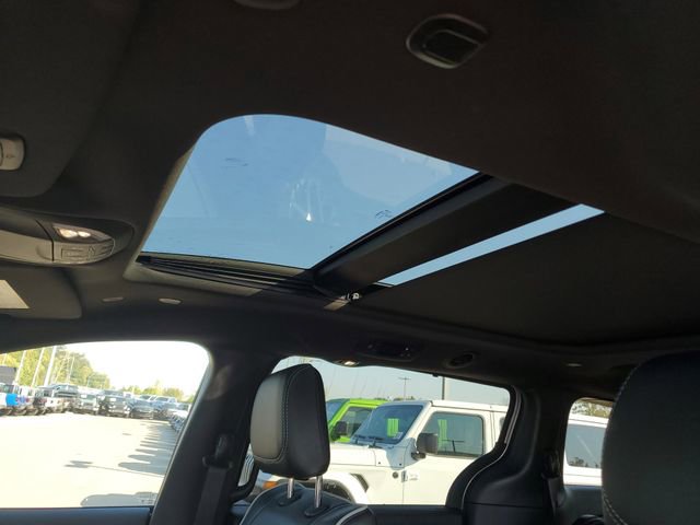 New 2026 Chrysler Pacifica Limited w/ S Appearance Package image 15