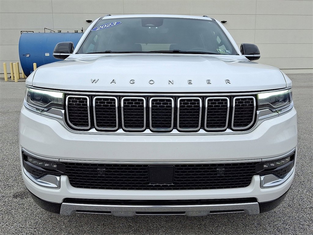 Used 2023 Jeep Wagoneer Series III w/ Preferred Equipment Group image 5