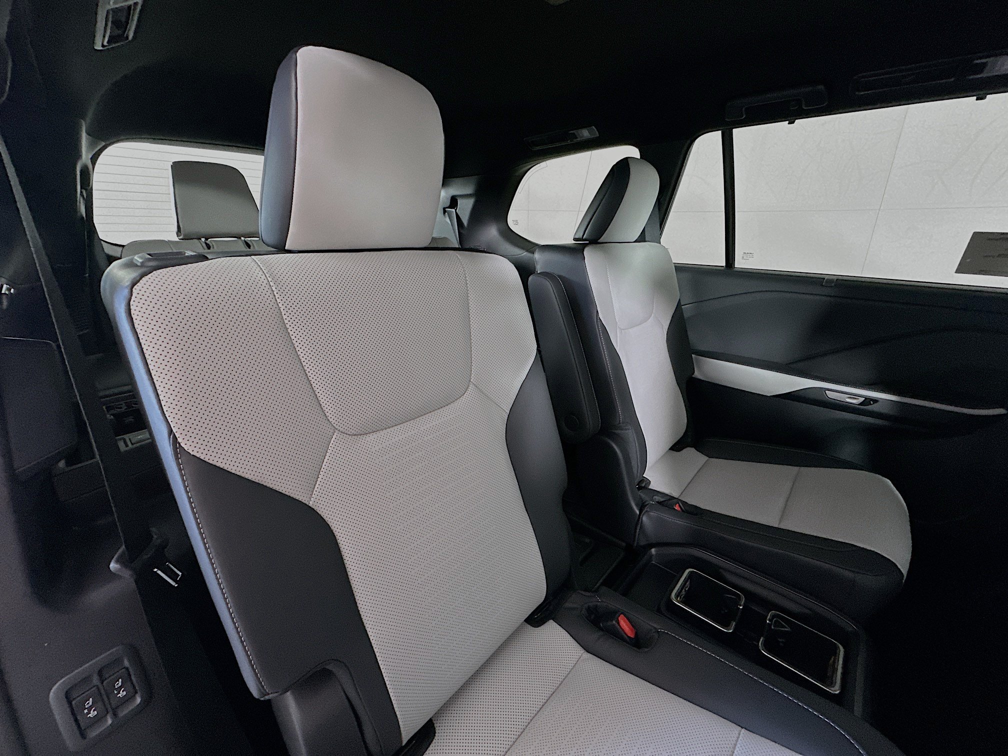 New 2026 Lexus TX 500h AWD w/ Technology Package image 26