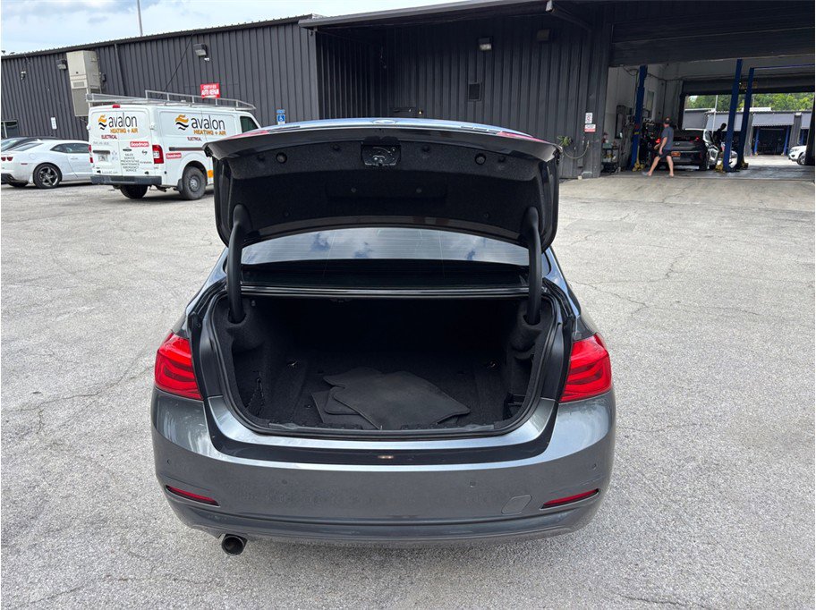 Used 2016 BMW 320i xDrive Sedan AWD/4WD image 43
