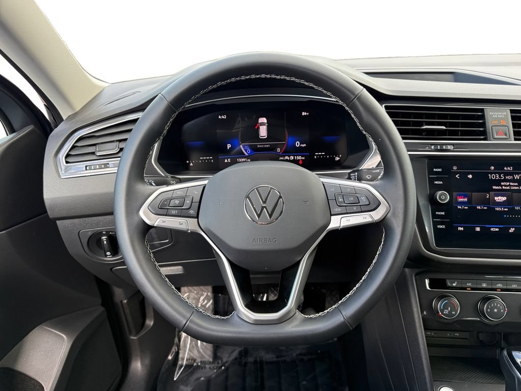 Used 2024 Volkswagen Tiguan S FWD image 12