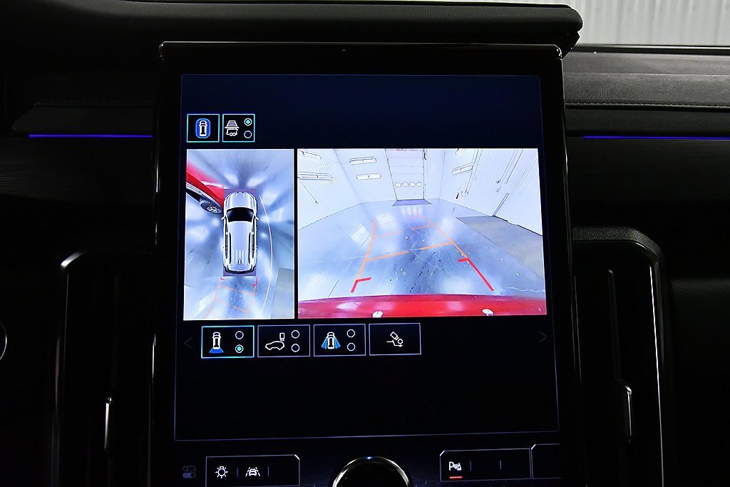 Used 2024 GMC Acadia AT4 w/ LPO, Floor Liner Package image 23