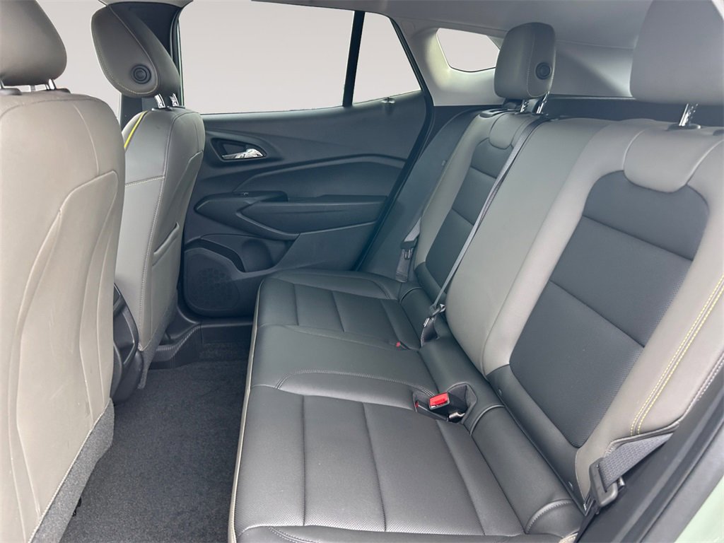 Used 2025 Chevrolet Trax ACTIV w/ Driver Confidence Package image 13