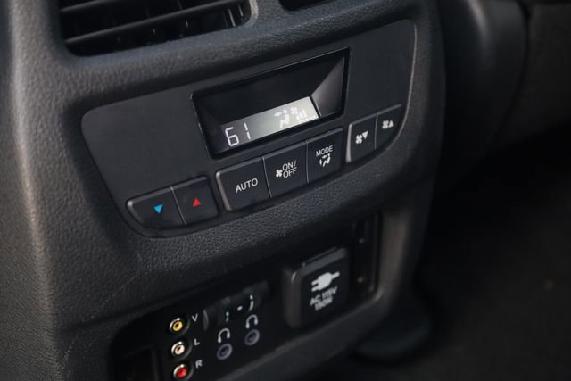 Used 2017 Honda Pilot Touring image 26